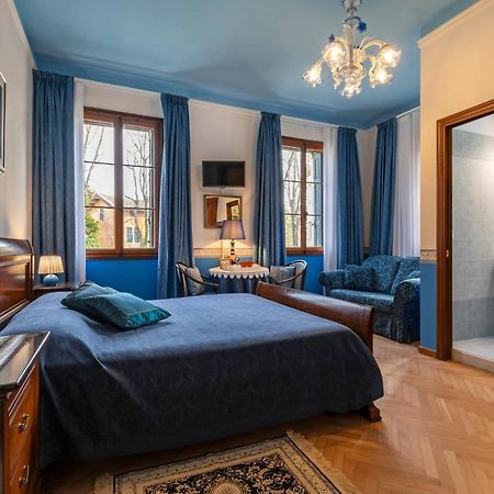 Bed And Breakfast Casa Delle Rose Lido Venezia Венеция Лидо Екстериор снимка