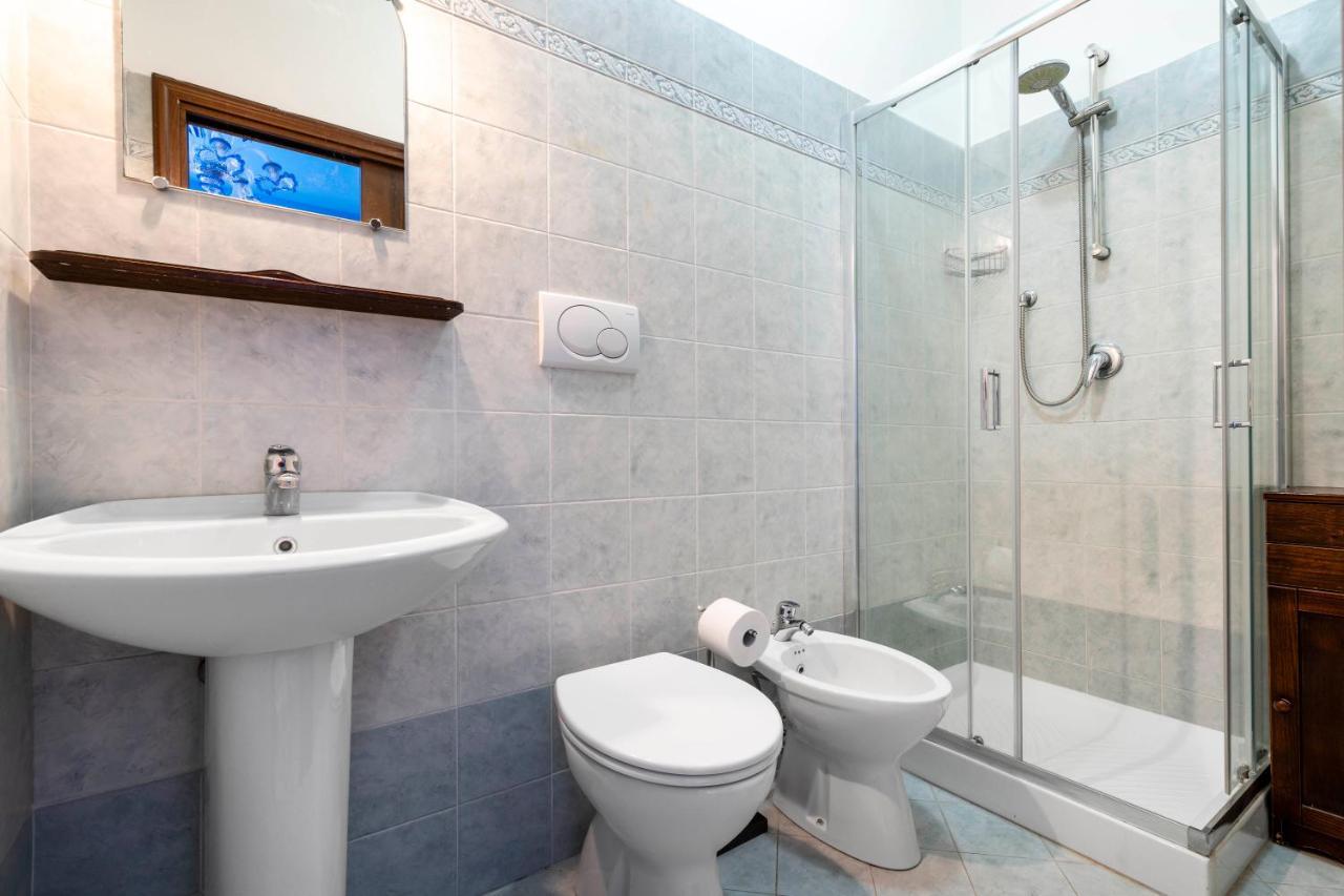 Bed And Breakfast Casa Delle Rose Lido Venezia Венеция Лидо Екстериор снимка