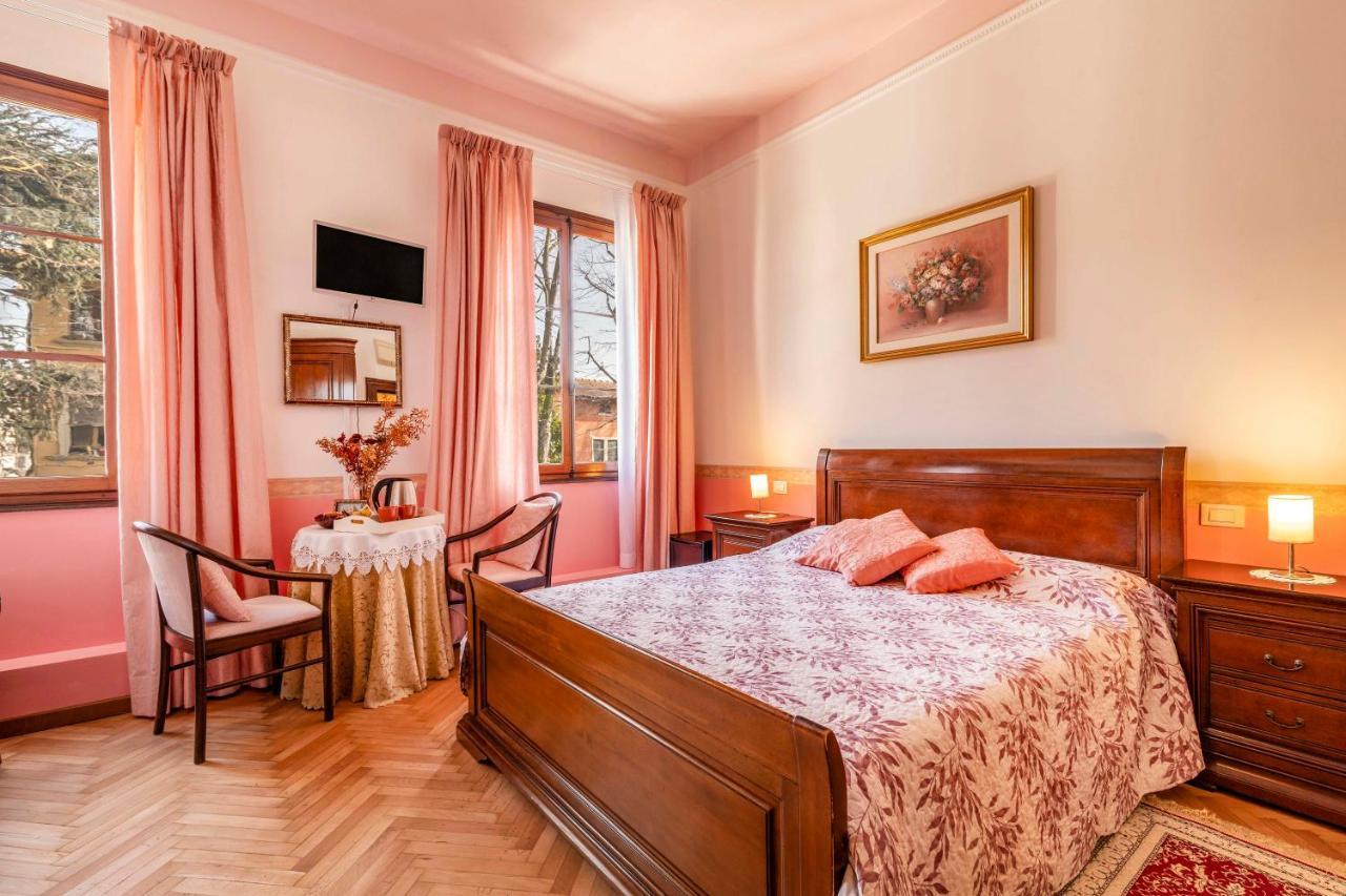 Bed And Breakfast Casa Delle Rose Lido Venezia Венеция Лидо Екстериор снимка