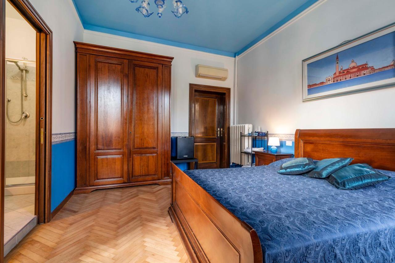 Bed And Breakfast Casa Delle Rose Lido Venezia Венеция Лидо Екстериор снимка