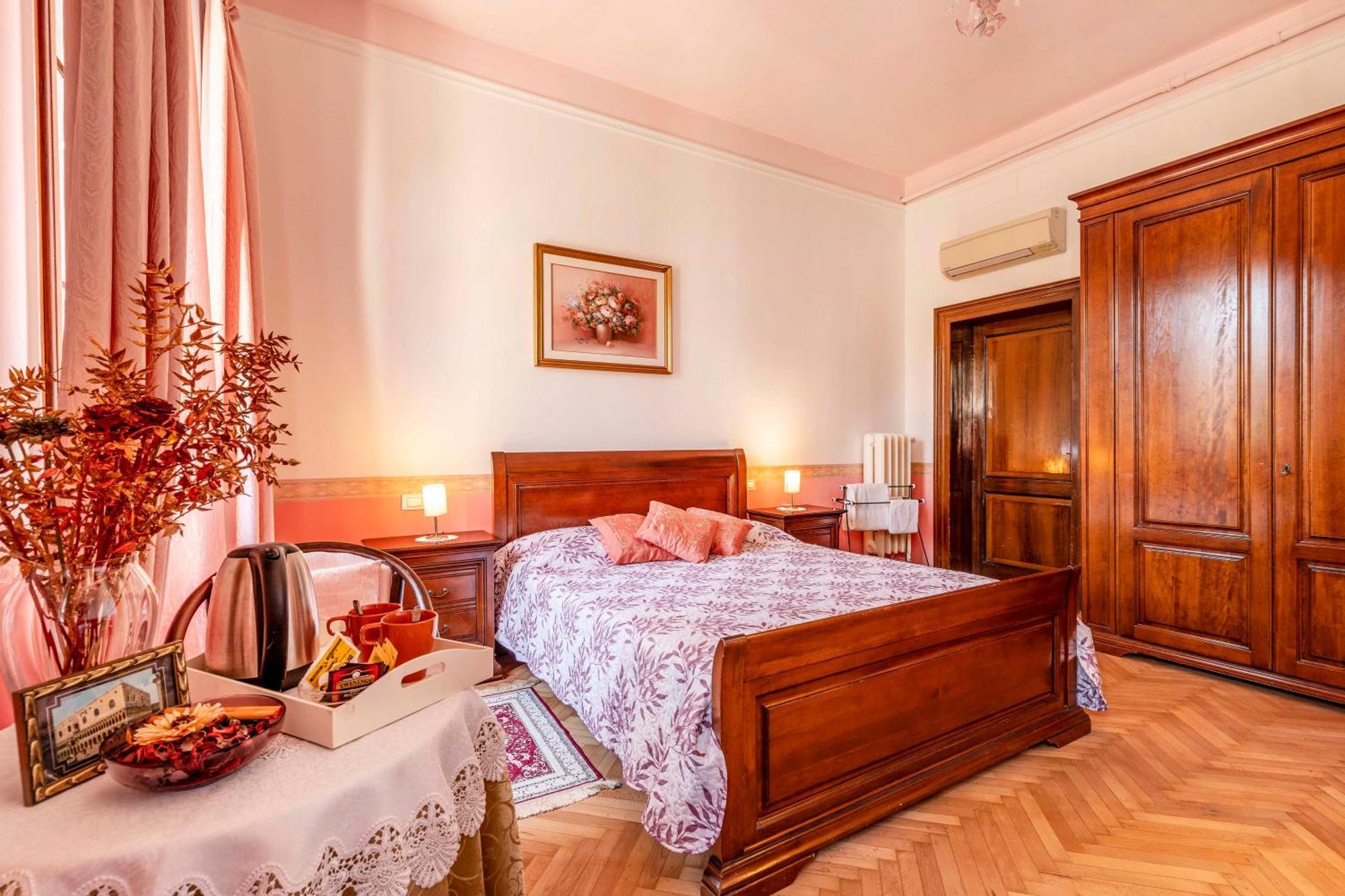 Bed And Breakfast Casa Delle Rose Lido Venezia Венеция Лидо Екстериор снимка